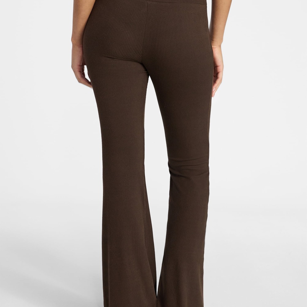 Women's Ribbed Knit Flare Pants - Image 3