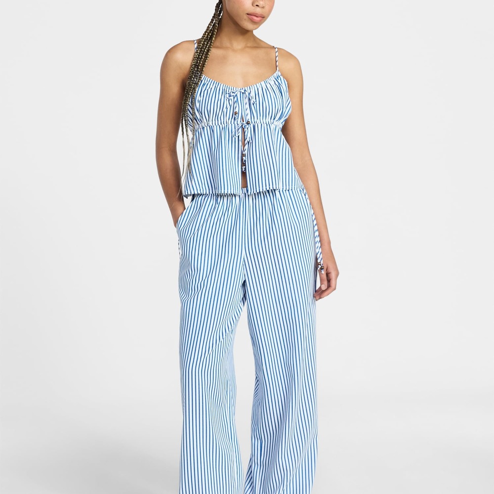 Women's Seersucker Cami Top and Pants Set - Image 5