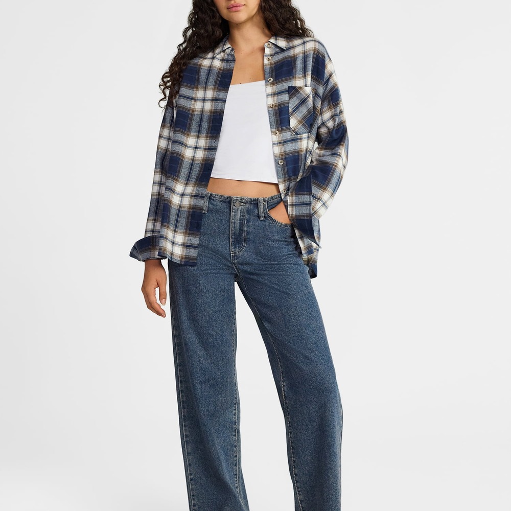 Women's Slouchy Flannel Shirt - Image 5